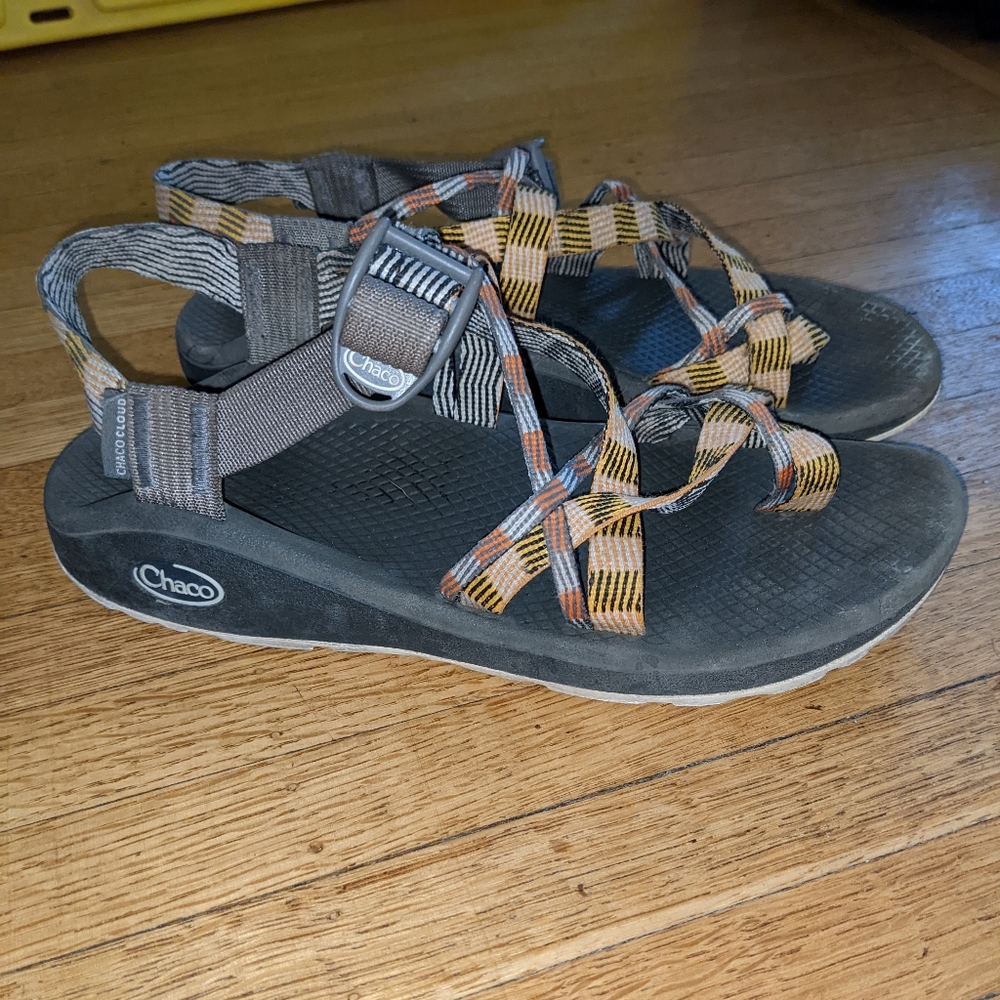 Size 8 Z cloud chaos